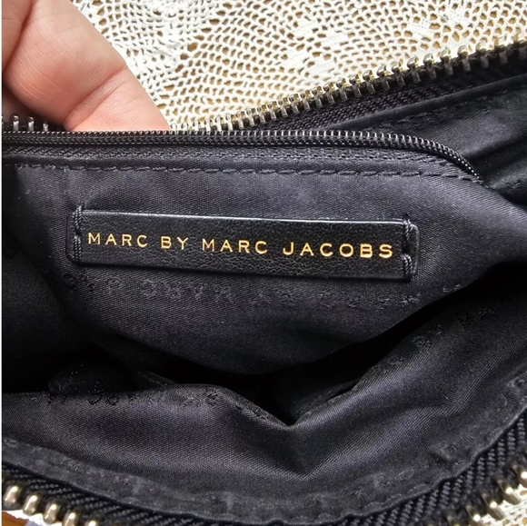 Marc Jacob's Crossbody Black Two Tone Hardware  purse - Picture 7 of 16